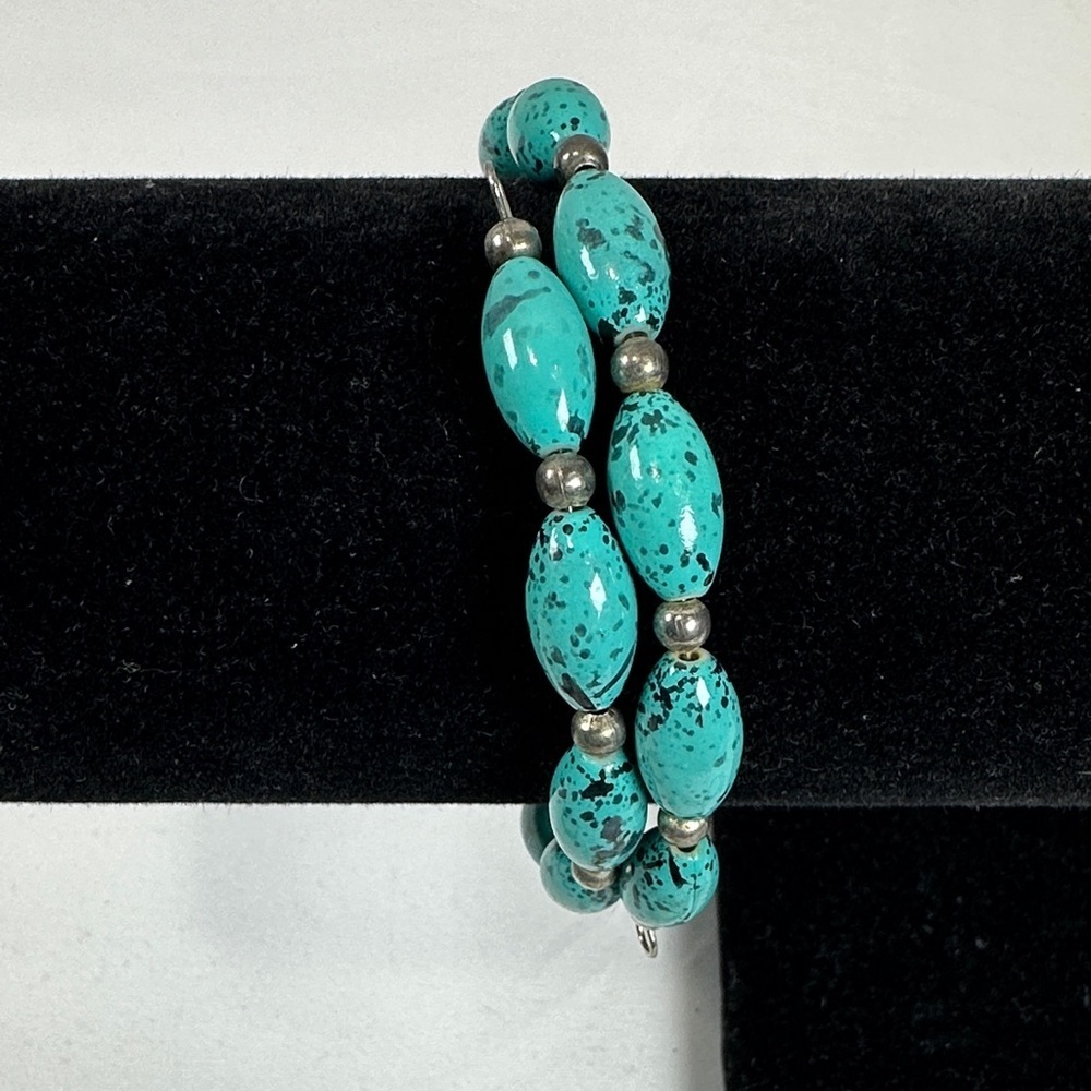 Turquoise and Blue Beaded Bracelet Set - Picture 3 of 15